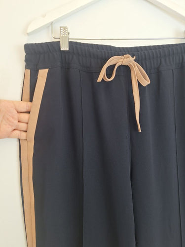 Second-Hand - Reiss Navy Side Stripe Classic Pants Size 18 - SwapUp
