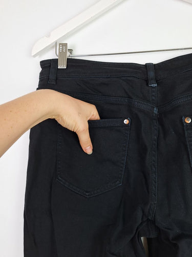 Second-Hand - David Lawrence Staple Washed Black Denim Jeans Size 12 - SwapUp
