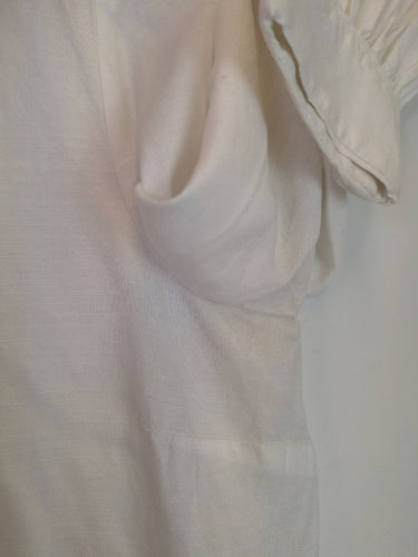 Second-Hand - Witchery Classic White Shirt Size 12 - SwapUp