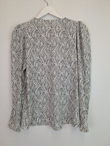 Second-Hand - Witchery Suave Rhythmic Spot Blouse Size 8 - SwapUp