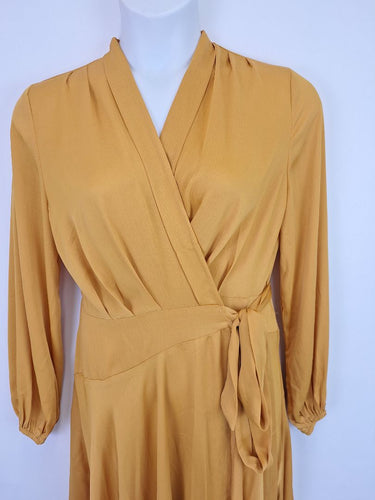 Second-Hand - Atmos & Here Honeysuckle Textured Satin Wrap Dress Size 14 - SwapUp