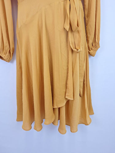 Second-Hand - Atmos & Here Honeysuckle Textured Satin Wrap Dress Size 14 - SwapUp