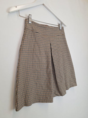 Second-Hand - Review Classic Check Pleat Mini Skirt Size 6 - SwapUp
