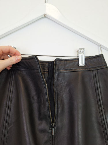 Second-Hand - Marcs Genuine leather Mini Skirt Skirt Size 6 - SwapUp
