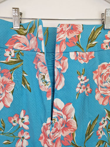 Second-Hand - Review Classic Floral Pencil Skirt Size 6 - SwapUp