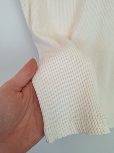 Second-Hand - Calvin Klein Cream Ribbed Monogram Detail T-shirt Size XL - SwapUp