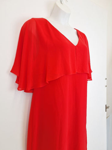 Second-Hand - Very Very Flirty Scarlett Flowy Dress Size 18 - SwapUp