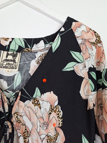 Second-Hand - Jaase Abstract Floral Blouse Size M - SwapUp