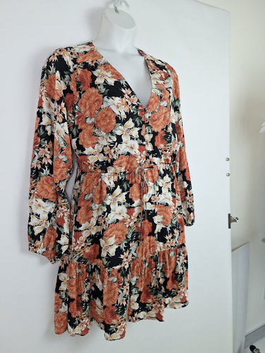Second-Hand - St. Frock Muted Floral Midi Dress Size 14 - SwapUp