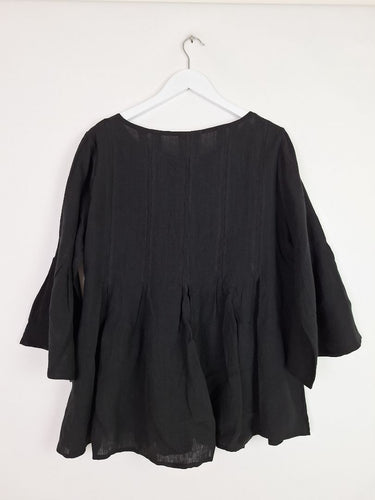 Second-Hand - Zephyr Timeless Fluted Linen Top Size M - SwapUp