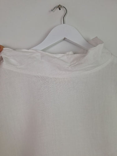 Second-Hand - Zephyr Crisp Elevated Linen Cowl Top Size XL - SwapUp