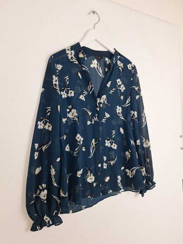 Second-Hand - Cue Refined Sheer Patterned Shirt Size 8 - SwapUp