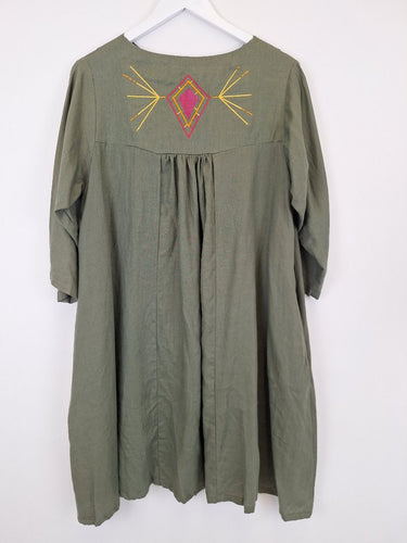 Second-Hand - Frank & Dollys Green Linen Tunic Cardigan Size L - SwapUp