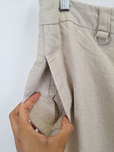 Second-Hand - Country Road Beige Linen Heavyweight Pants Size 14 - SwapUp
