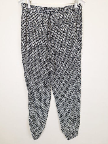 Second-Hand - Witchery Relaxed Moroccan Elasticated Pants Size 12 - SwapUp