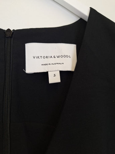 Second-Hand - Viktoria & Woods Classy Fitted Onyx Blouse Size 12 - SwapUp