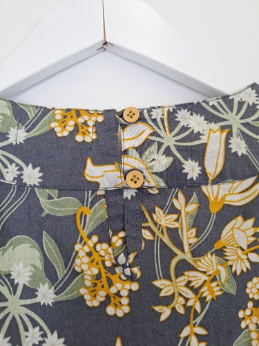 Second-Hand - Maha She Summer Days Cotton Top Size 8 - SwapUp