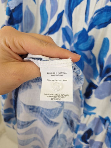 Second-Hand - Assorted Brands Rhythmic Petal Shirt Dress Size L - SwapUp