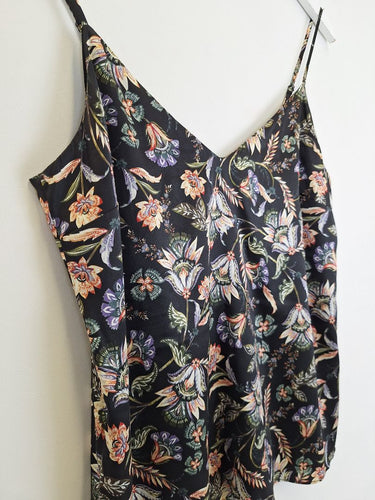 Second-Hand - Witchery Elevated Floral Silk Blend Cami Top Size 8 - SwapUp