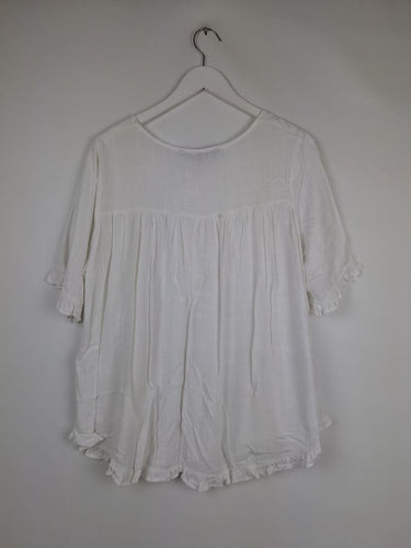 Second-Hand - Willow Tree Airy Frilled Summer Staple Top Size 14 - SwapUp