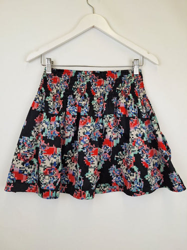 Second-Hand - Decjuba Flirty Pixelated Mini Skirt Size 10 - SwapUp