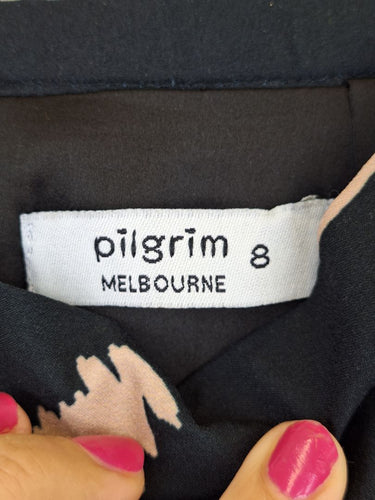 Second-Hand - Pilgrim Sleek Front Slit Midi Skirt Size 8 - SwapUp