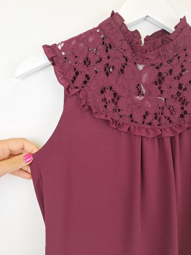 Second-Hand - Review Frilly Lace Berry Sleeveless Top Size 6 - SwapUp