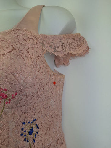 Second-Hand - Karen Millen Blush Lace Floral Embroidered Dress Size 16 - SwapUp