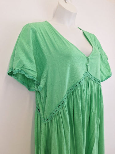 Second-Hand - Bohemian Green Apple Cotton Dress Size XXXL - SwapUp