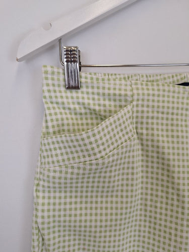Second-Hand - Gordon Smith Gingham Tailored Capris Pants Size 10 - SwapUp