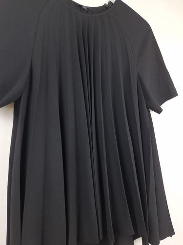 Second-Hand - COS Pleated Breezy Top Size 12 - SwapUp