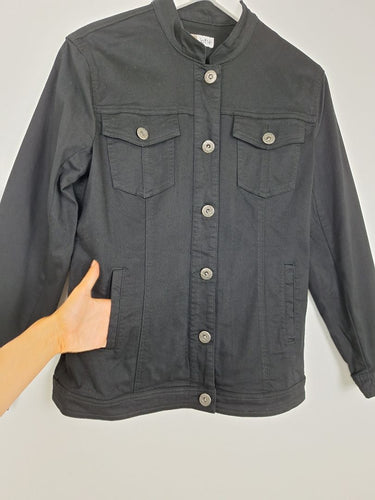 Second-Hand - Cafe Latte Trans Seasonal Utility Jacket Size S - SwapUp