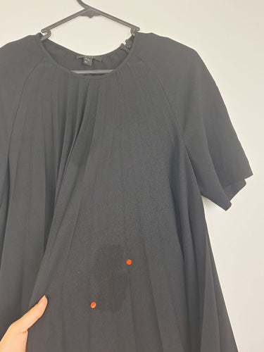 Second-Hand - COS Pleated Breezy Top Size 12 - SwapUp