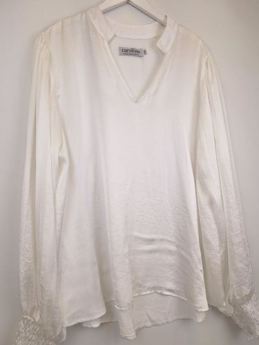 Second-Hand - Carolina Silky Milk Sheen Blouse Size L - SwapUp