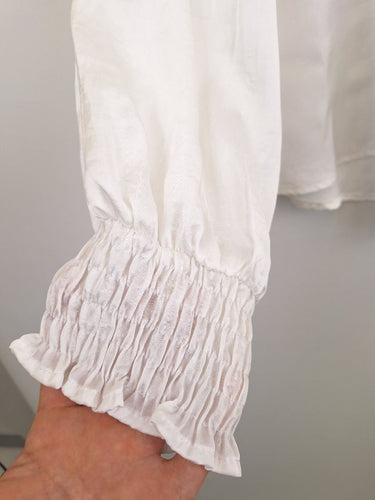 Second-Hand - Carolina Silky Milk Sheen Blouse Size L - SwapUp
