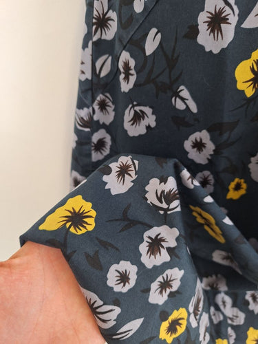 Second-Hand - Cue Petrol Blue Floral Midi Dress Size 14 - SwapUp