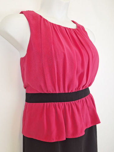 Second-Hand - Review Colour Block Gathered Neck Mini Dress Size 12 - SwapUp