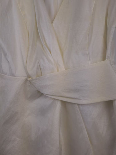 Second-Hand - Laura K Pearl Elegant Draped Top Size 14 - SwapUp