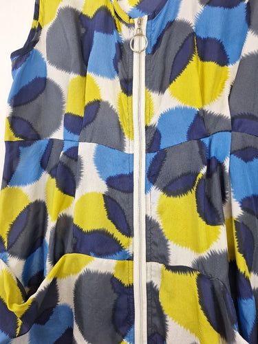 Second-Hand - Verge Ink Blot Silk Front Zip Top Size 12 - SwapUp