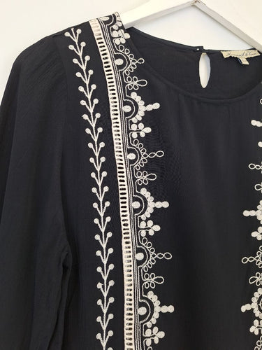 Second-Hand - Hammock & Vine Boho Embroidered Weekender Top Size 10 - SwapUp