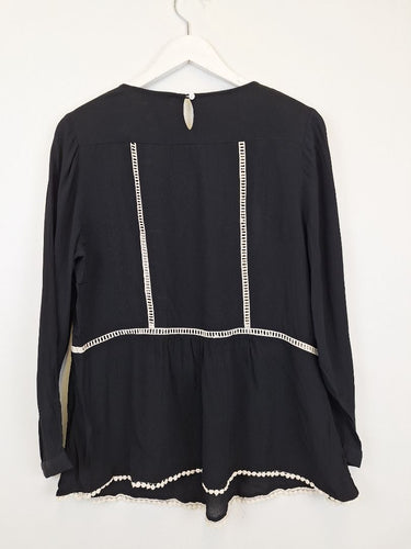 Second-Hand - Hammock & Vine Boho Embroidered Weekender Top Size 10 - SwapUp