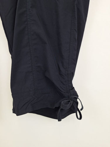 Second-Hand - Virtuelle Castaway Cargo 3/4 Pants Size 22 - SwapUp
