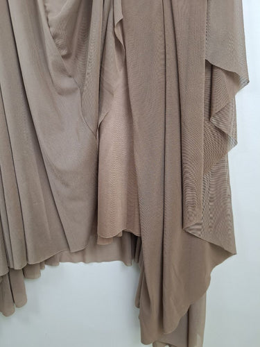 Second-Hand - Honey & Lace Taupe Mesh Maxi Skirt Size XXXL - SwapUp