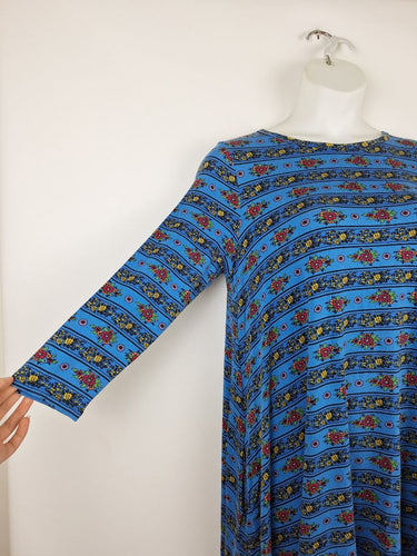 Second-Hand - Honey & Lace Long Sleeve A Line Dress Size XL - SwapUp