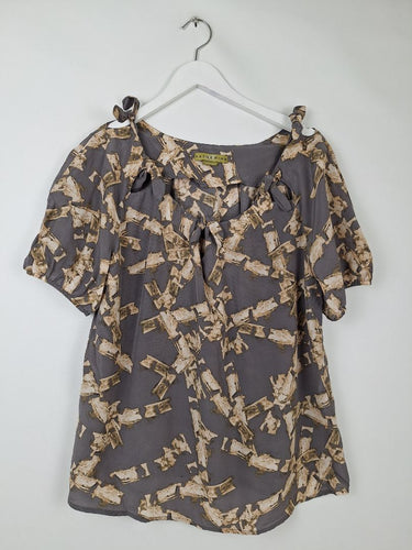 Second-Hand - Katherine Taupe Crosshatch Silk Top Size 12 - SwapUp