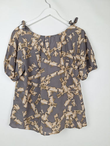 Second-Hand - Katherine Taupe Crosshatch Silk Top Size 12 - SwapUp