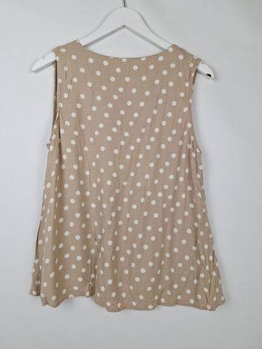 Second-Hand - Bird Keepers Cute Latte Spotted Top Size 14 - SwapUp