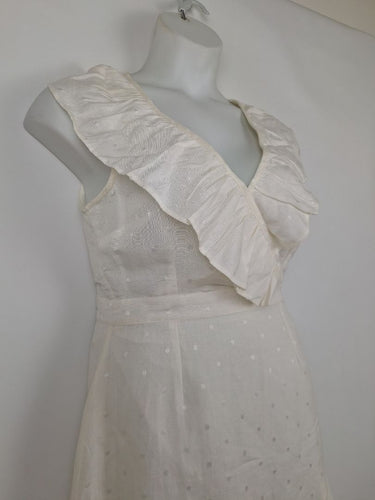 Second-Hand - Tigerlily Sweet Ruffle Linen Mini Pants Size 12 - SwapUp