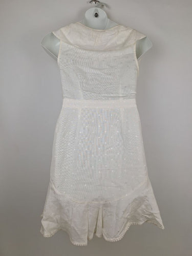 Second-Hand - Tigerlily Sweet Ruffle Linen Mini Pants Size 12 - SwapUp