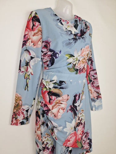 Second-Hand - We Are Kindred Sophisticated Floral Midi Dress Size 8 - SwapUp